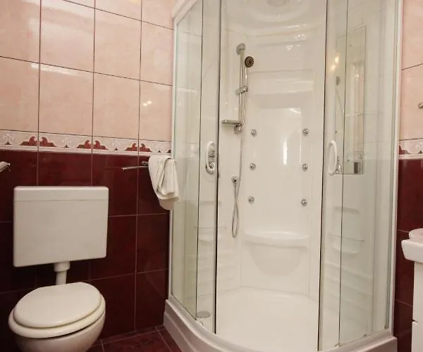 With A Parking Space Icici, Opatija - 7761 Apartman *